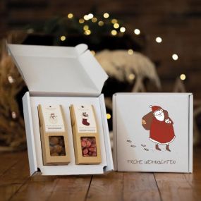 2 Weihnachts-Snacks im weißen Geschenkkarton als Werbeartikel