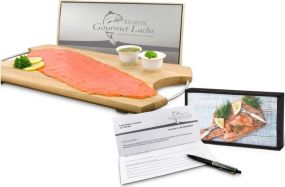 Präsentartikel: Lachs-Gutschein in Holzbox: Gourmet als Werbeartikel