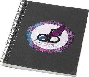 Desk-Mate® A6 farbiges recyceltes Notizbuch mit Spiralbindung als Werbeartikel