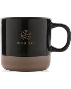 Becher aus glasiertem Keramik