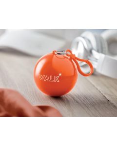 Regenmantel in Kugel