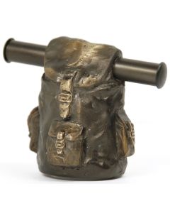 Skulptur Der Rucksack des Lebens