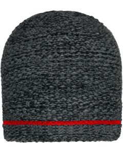 Grob gestrickte Wintermütze