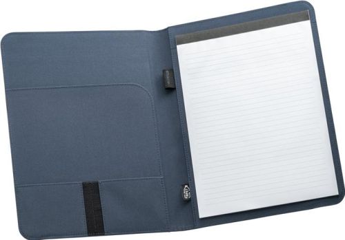 A4 Mappe aus rPET 300D mit elastischem Verschluss Emerge Folder II als Werbeartikel